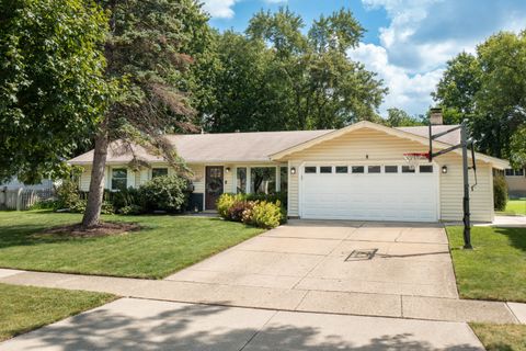 Photo of 1011 Mercury Drive, Schaumburg, IL 60193 (MLS # 12475370)