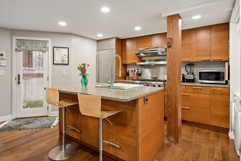 Tiny photo for 1646 N Leavitt Street, Chicago, IL 60647 (MLS # 12494406)