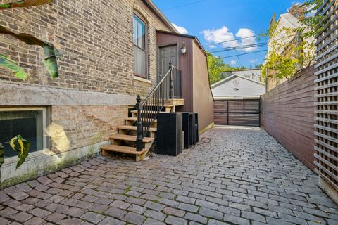 Tiny photo for 1646 N Leavitt Street, Chicago, IL 60647 (MLS # 12494406)