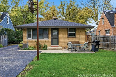 Tiny photo for 439 N Harvard Avenue, Villa Park, IL 60181 (MLS # 12498344)