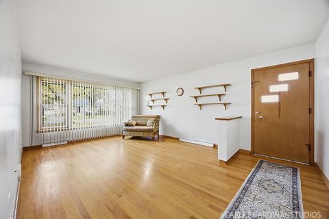 Tiny photo for 439 N Harvard Avenue, Villa Park, IL 60181 (MLS # 12498344)