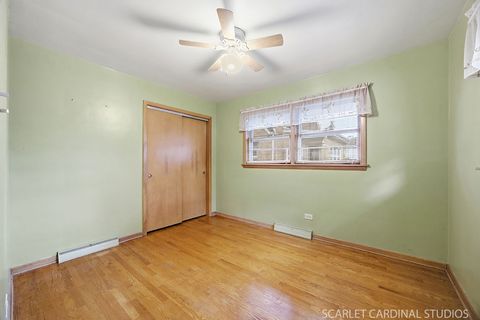 Tiny photo for 439 N Harvard Avenue, Villa Park, IL 60181 (MLS # 12498344)