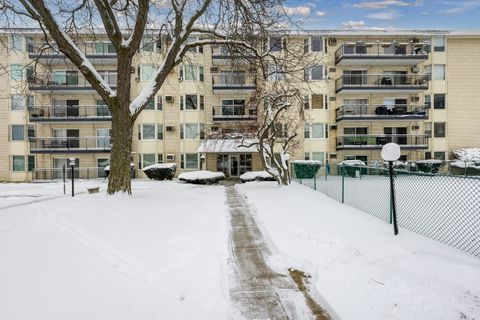Tiny photo for 5510 LINCOLN Avenue #101, Morton Grove, IL 60053 (MLS # 12554964)