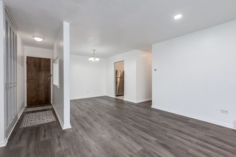 Tiny photo for 5510 LINCOLN Avenue #101, Morton Grove, IL 60053 (MLS # 12554964)