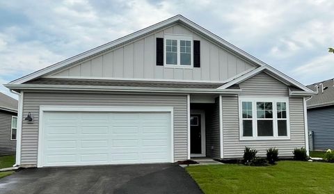 2281 Redwood Trail Wonder Lake IL 60097
