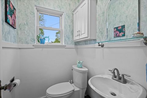 Tiny photo for 728 Hardin Avenue, Aurora, IL 60506 (MLS # 12635230)