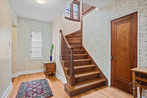Tiny photo for 728 Hardin Avenue, Aurora, IL 60506 (MLS # 12635230)