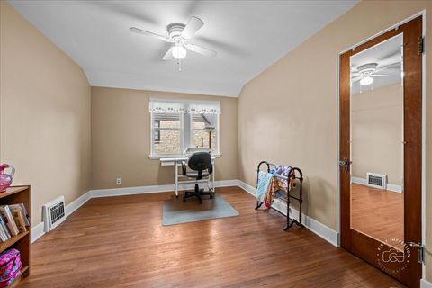 Tiny photo for 728 Hardin Avenue, Aurora, IL 60506 (MLS # 12635230)