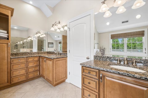 Tiny photo for 512 Oak Street, Libertyville, IL 60048 (MLS # 12791325)