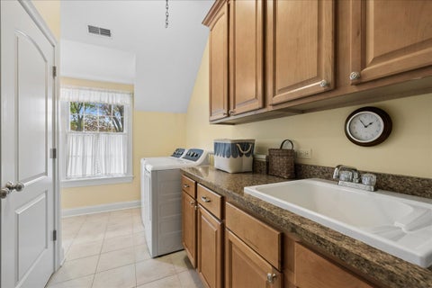 Tiny photo for 512 Oak Street, Libertyville, IL 60048 (MLS # 12791325)