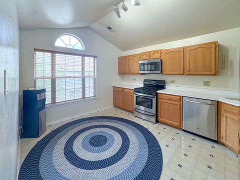 Tiny photo for 30W015 Juniper Court #30W015, Warrenville, IL 60555 (MLS # 12518019)