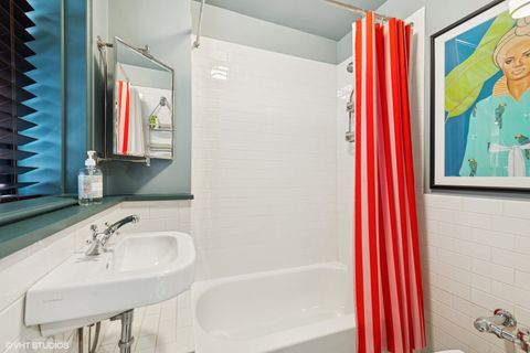 Tiny photo for 3100 N Sheridan Road #11D, Chicago, IL 60657 (MLS # 12439080)