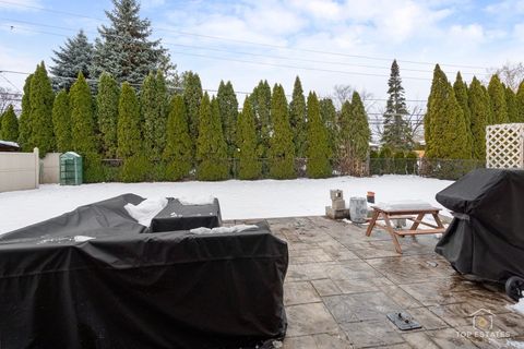 Tiny photo for 1018 S Beechwood Drive, Mount Prospect, IL 60056 (MLS # 12531099)