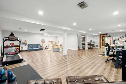 Tiny photo for 1018 S Beechwood Drive, Mount Prospect, IL 60056 (MLS # 12531099)