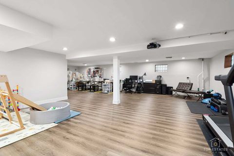 Tiny photo for 1018 S Beechwood Drive, Mount Prospect, IL 60056 (MLS # 12531099)