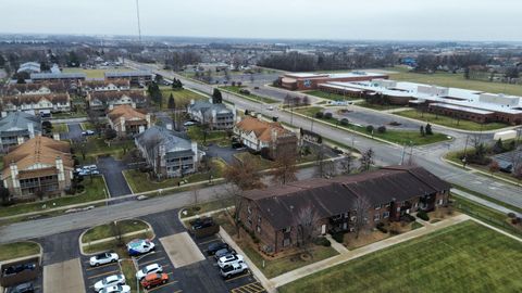 Tiny photo for 18053 Live Oak Court #1603, Tinley Park, IL 60477 (MLS # 12537407)