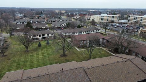 Tiny photo for 18053 Live Oak Court #1603, Tinley Park, IL 60477 (MLS # 12537407)