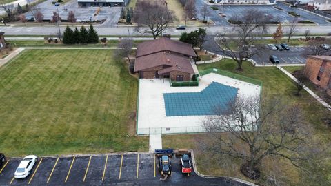 Tiny photo for 18053 Live Oak Court #1603, Tinley Park, IL 60477 (MLS # 12537407)