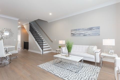 Tiny photo for 530 E 44TH Place, Chicago, IL 60653 (MLS # 12467170)