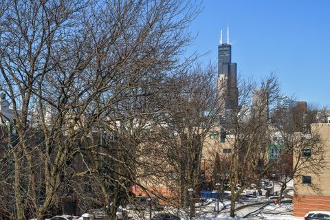 Tiny photo for 58 W 15th Street, Chicago, IL 60605 (MLS # 12619670)