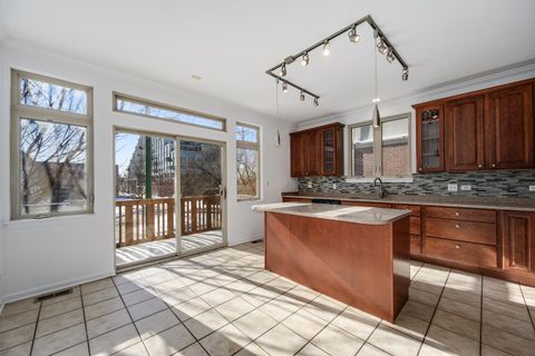 Tiny photo for 58 W 15th Street, Chicago, IL 60605 (MLS # 12619670)