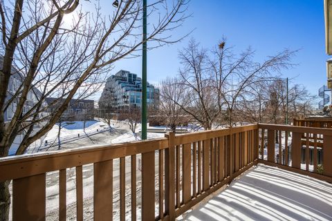 Tiny photo for 58 W 15th Street, Chicago, IL 60605 (MLS # 12619670)