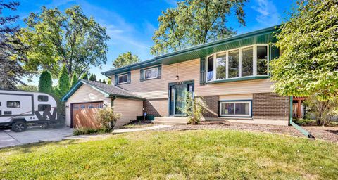 2S224 Valley Road Lombard IL 60148