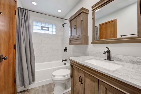 Tiny photo for 2S224 Valley Road, Lombard, IL 60148 (MLS # 12502376)