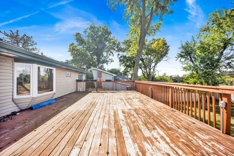 Tiny photo for 2S224 Valley Road, Lombard, IL 60148 (MLS # 12502376)