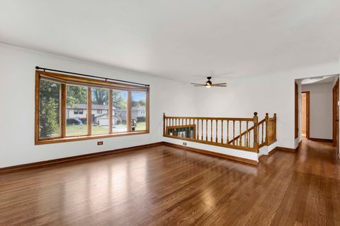 Tiny photo for 2S224 Valley Road, Lombard, IL 60148 (MLS # 12502376)