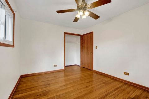 Tiny photo for 2S224 Valley Road, Lombard, IL 60148 (MLS # 12502376)