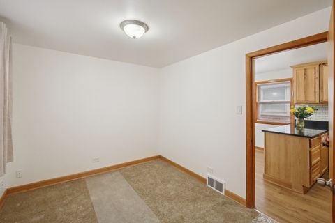 Tiny photo for 1711 W 43rd Street, Chicago, IL 60609 (MLS # 12556177)