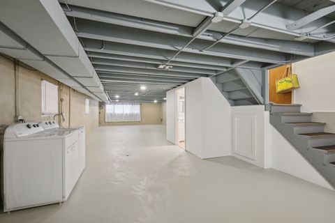 Tiny photo for 1711 W 43rd Street, Chicago, IL 60609 (MLS # 12556177)