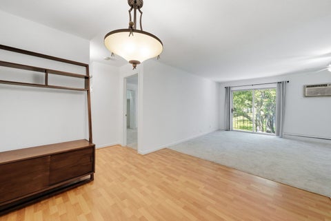 Tiny photo for 5740 Concord Lane #13, Clarendon Hills, IL 60514 (MLS # 12761402)