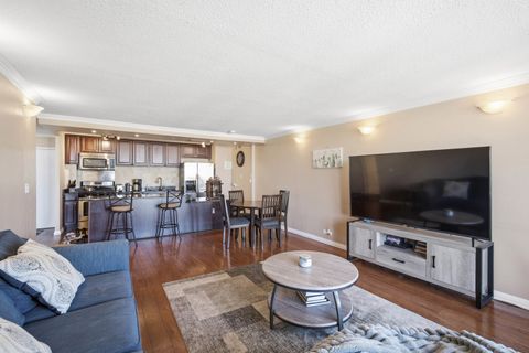 Tiny photo for 2200 S Stewart Avenue #3J, Lombard, IL 60148 (MLS # 12591034)