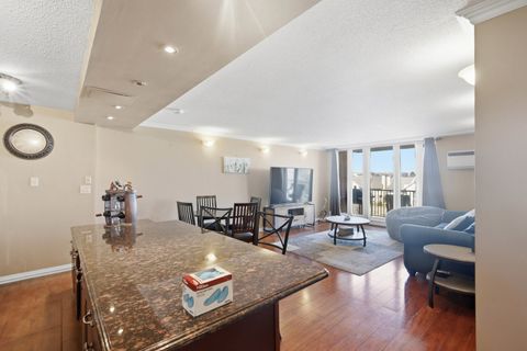 Tiny photo for 2200 S Stewart Avenue #3J, Lombard, IL 60148 (MLS # 12591034)