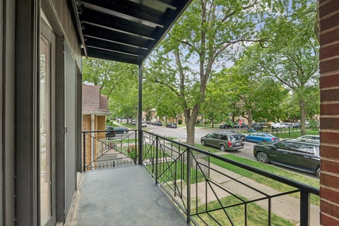 Tiny photo for 6454 N SACRAMENTO Avenue #1, Chicago, IL 60645 (MLS # 12600598)