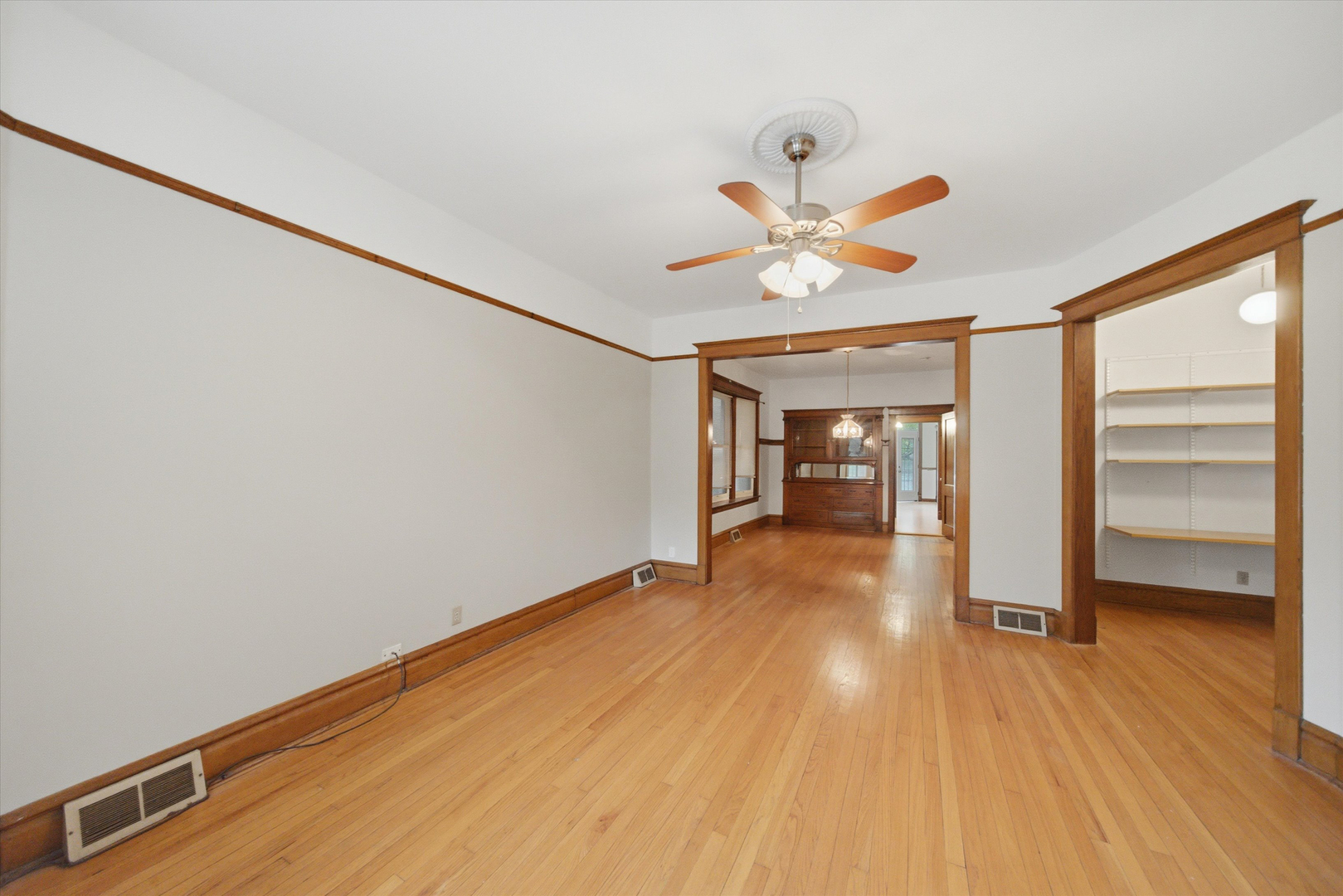 1341 W Eddy Street