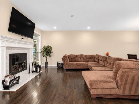 Tiny photo for 1039 Hickory Drive, Western Springs, IL 60558 (MLS # 12760116)