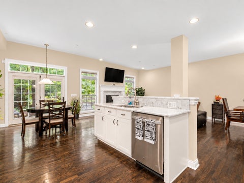 Tiny photo for 1039 Hickory Drive, Western Springs, IL 60558 (MLS # 12760116)