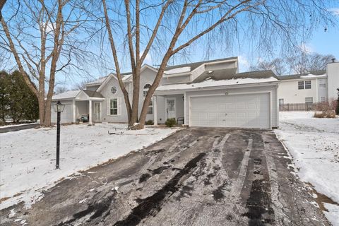 A home in Island Lake