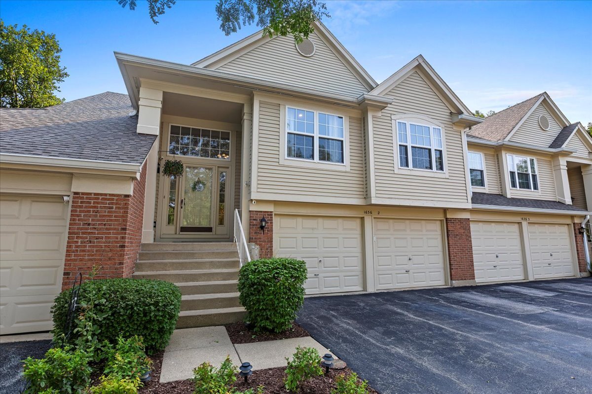 1636 Columbia Circle 2