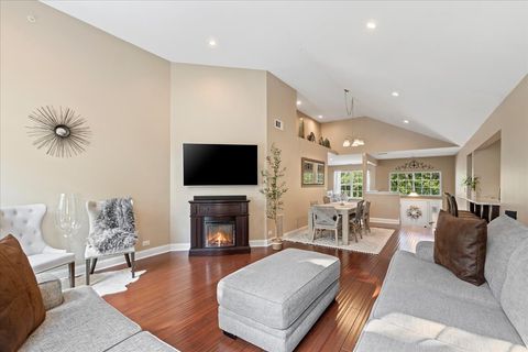 Tiny photo for 1636 Columbia Circle #2, Bartlett, IL 60103 (MLS # 12437826)
