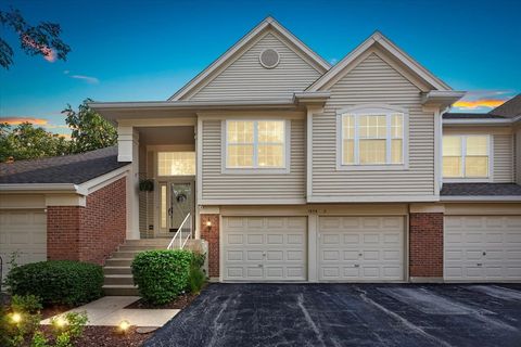 Tiny photo for 1636 Columbia Circle #2, Bartlett, IL 60103 (MLS # 12437826)