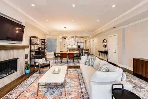 Tiny photo for 1034 E 47th Street #1W, Chicago, IL 60653 (MLS # 12576055)