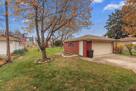Tiny photo for 2253 S 15th Avenue, North Riverside, IL 60546 (MLS # 12592317)