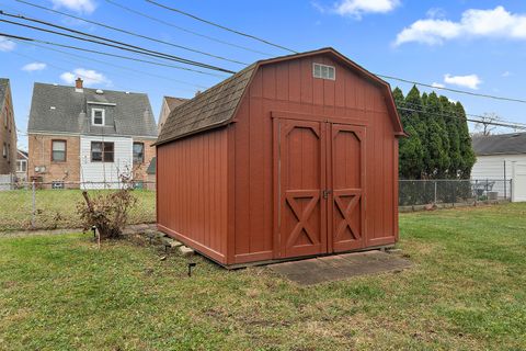 Tiny photo for 2253 S 15th Avenue, North Riverside, IL 60546 (MLS # 12592317)