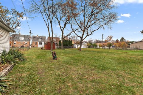 Tiny photo for 2253 S 15th Avenue, North Riverside, IL 60546 (MLS # 12592317)