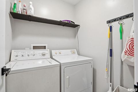 Tiny photo for 2612 CRESTVIEW Drive, Bettendorf, IA 52722 (MLS # QC4268879)