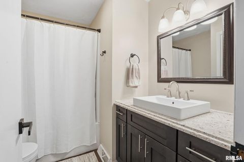 Tiny photo for 2612 CRESTVIEW Drive, Bettendorf, IA 52722 (MLS # QC4268879)